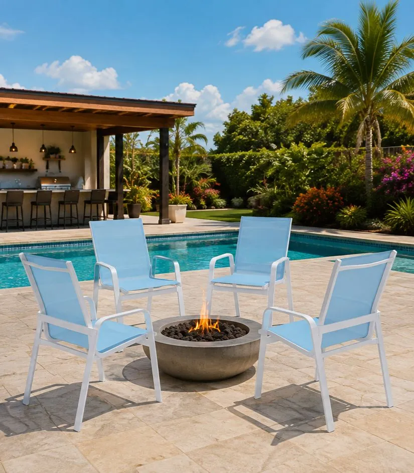 Kit com 4 Cadeiras para Piscina Summer - Alumínio Branco, Tela Sling Azul Claro | Empilhável