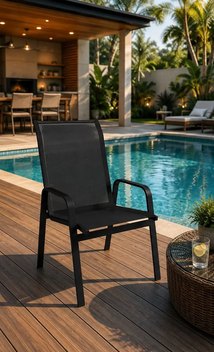 Kit com 4 Cadeiras para Piscina Summer - Alumínio Preto, Tela Sling Preta | Empilhável
