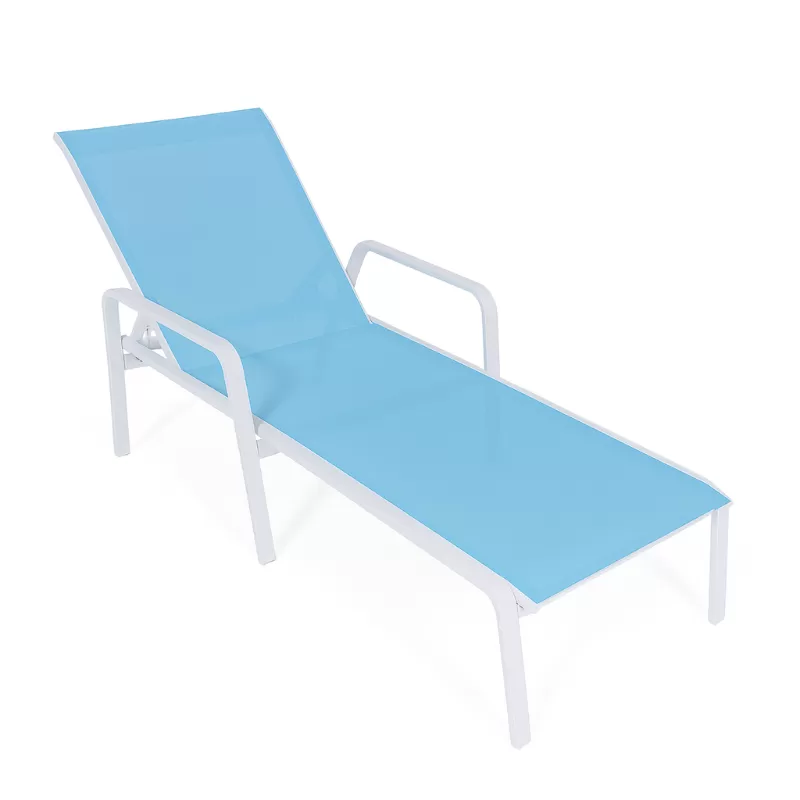 Espreguiçadeira Para Piscina Summer - Alumínio Branco, Tela Sling Azul Claro | Empilhável